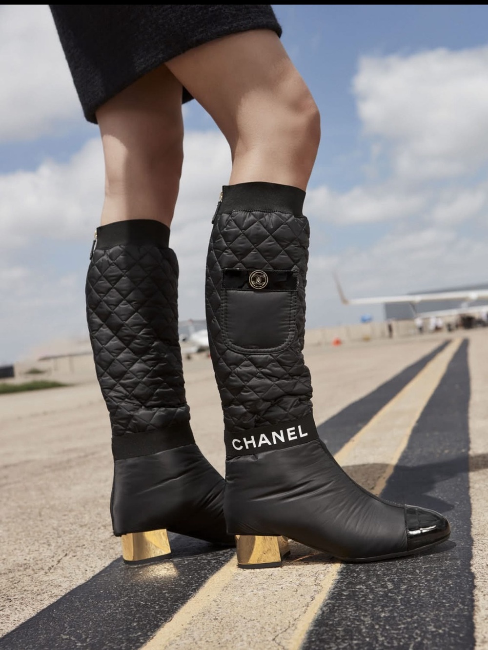 CHANEL Boots  Two way quilted leather  CC logo Runway size 40 - Picture 2 of 16
